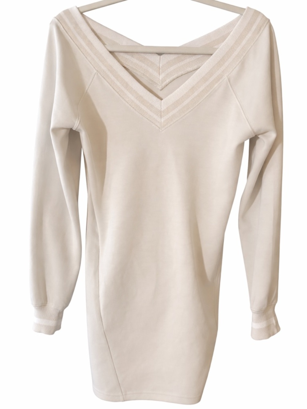 NWOT Offline by Aerie Lightweight V-Neck Off the Shoulder Sweater Dress